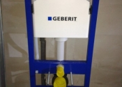 Podomietkový WC stojan Geberit